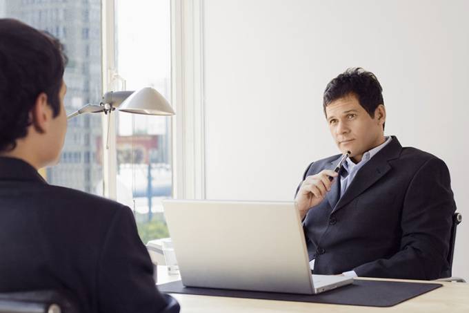 A primeira impressão que fazem de você é baseada nestes 2&nbsp;pré-julgamentos