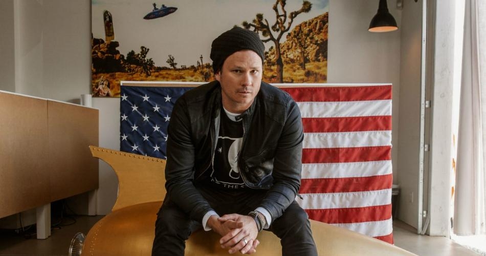 Tom DeLonge anuncia sua série ufológica no canal&nbsp;History