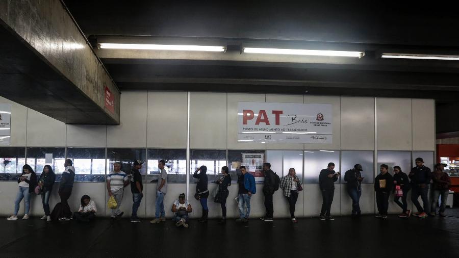 Exposição a notícias ruins sobre economia aumenta risco de&nbsp;suicídio