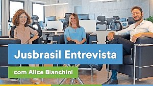 Entrevista com Alice Bianchini, sobre violência contra a mulher&nbsp;…