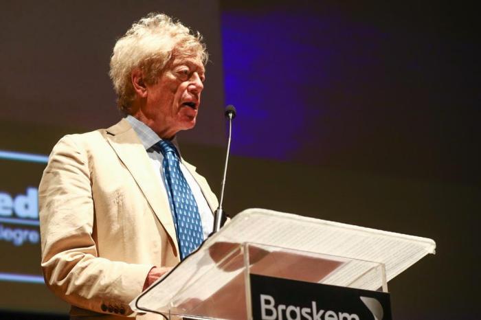 Roger Scruton fala sobre família, socialismo e redes sociais no Fronteiras do&nbsp;Pensamento