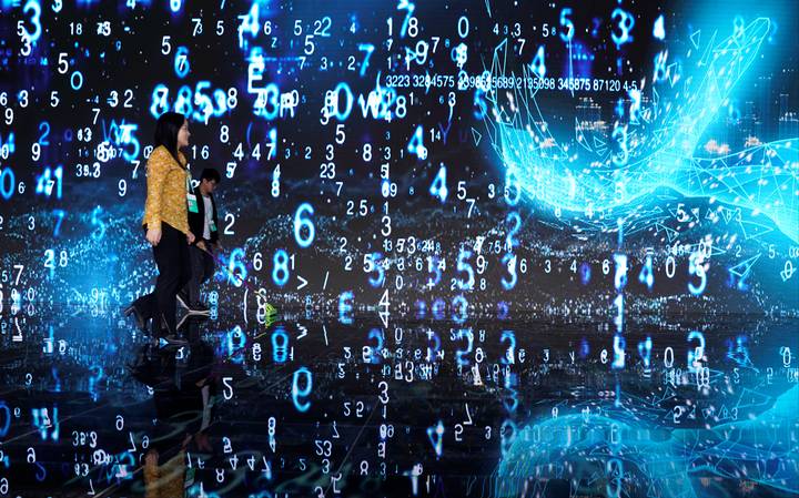 Como a filosofia pode ajudar a compreender a vida&nbsp;online