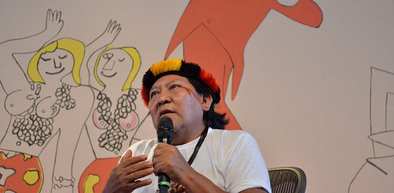 Professor de Filosofia lança livro em que compara conceito de ”mundo” para ocidentais e&nbsp;ameríndios