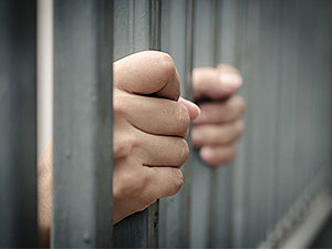 Reconhecimento por fotografia não serve para embasar condenação, diz&nbsp;STJ