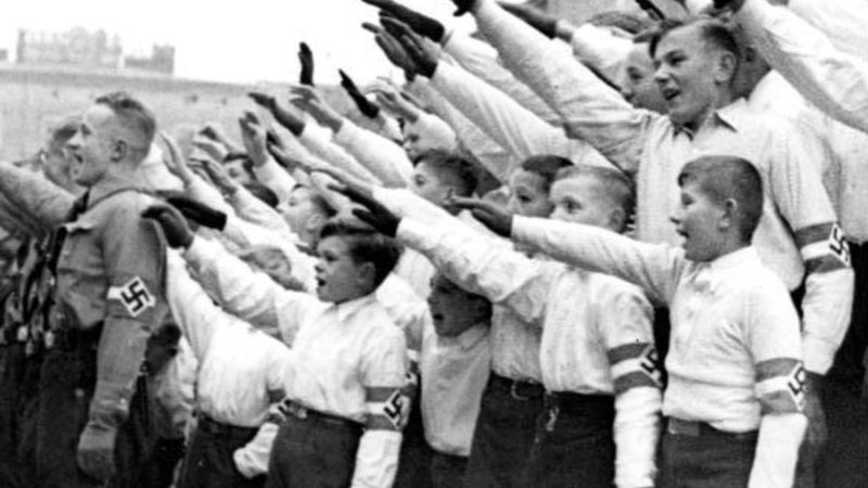 Nas salas de aula do terceiro reich: o que era ensinado na Alemanha de&nbsp;Hitler?