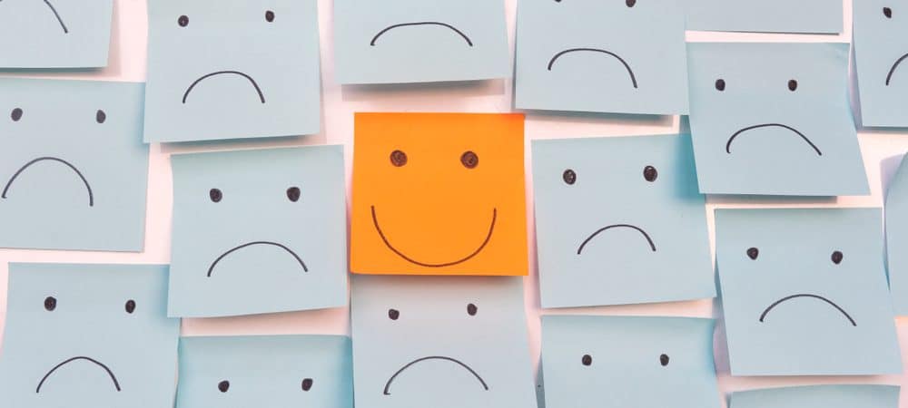 ‘Positividade tóxica’ pode aumentar riscos de depressão e&nbsp;ansiedade