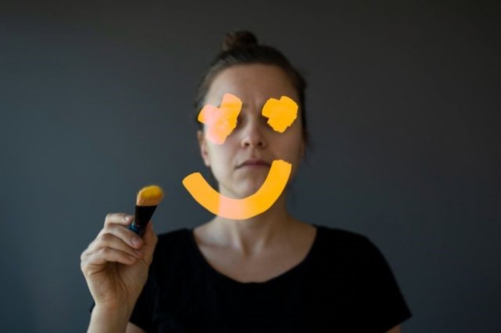 ‘Busca por felicidade é egoísta e gera culpa’ diz autor de ‘A Ditadura da Felicidade’