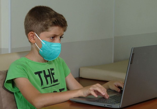 Como será o futuro da geração Alpha, nascida na era da inteligência&nbsp;artificial?