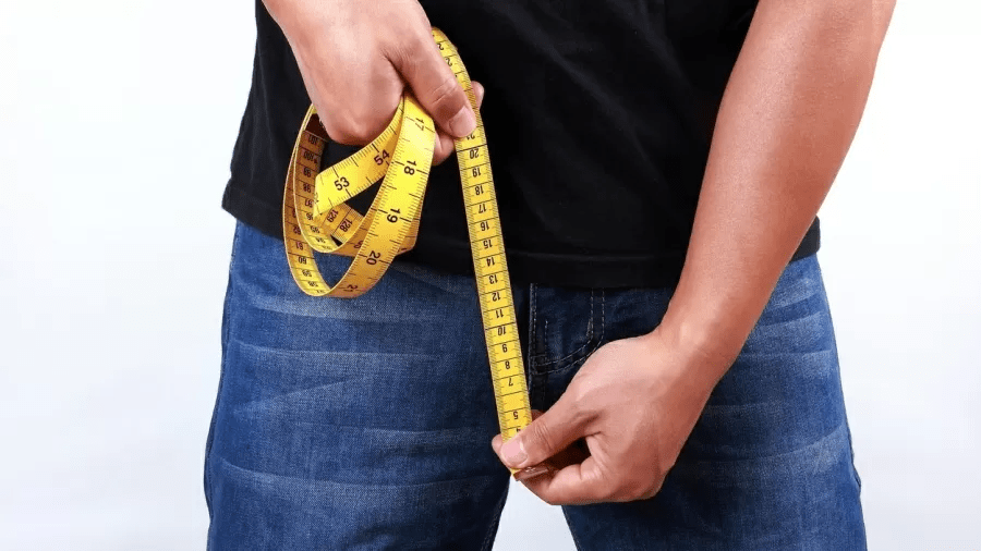 Angústia masculina: altura e cor da pele influenciam no tamanho do&nbsp;pênis?