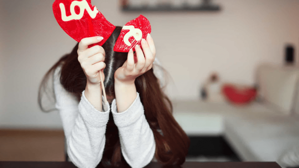 Estelionato sentimental, como o do golpista do Tinder: Veja relatos e o que&nbsp;fazer