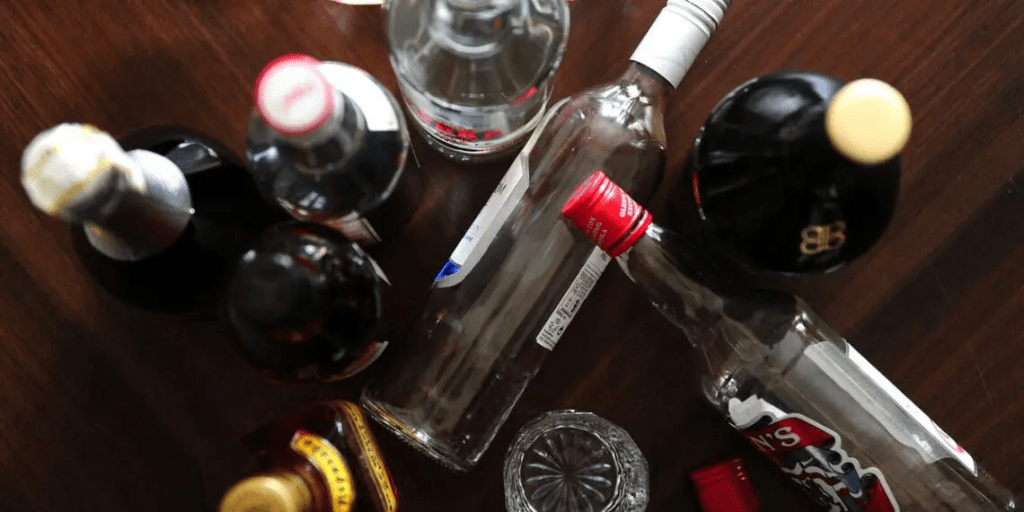 Dependência de álcool na adolescência associada ao risco de depressão –&nbsp;estudo