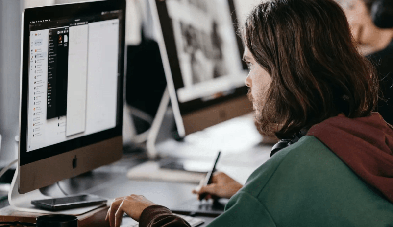 90% trocariam de emprego por saúde mental, satisfação ou felicidade, diz&nbsp;pesquisa